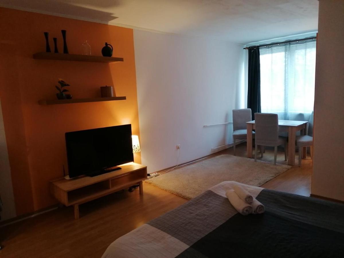 Nexus Apartamento Miercurea Ciuc Exterior foto