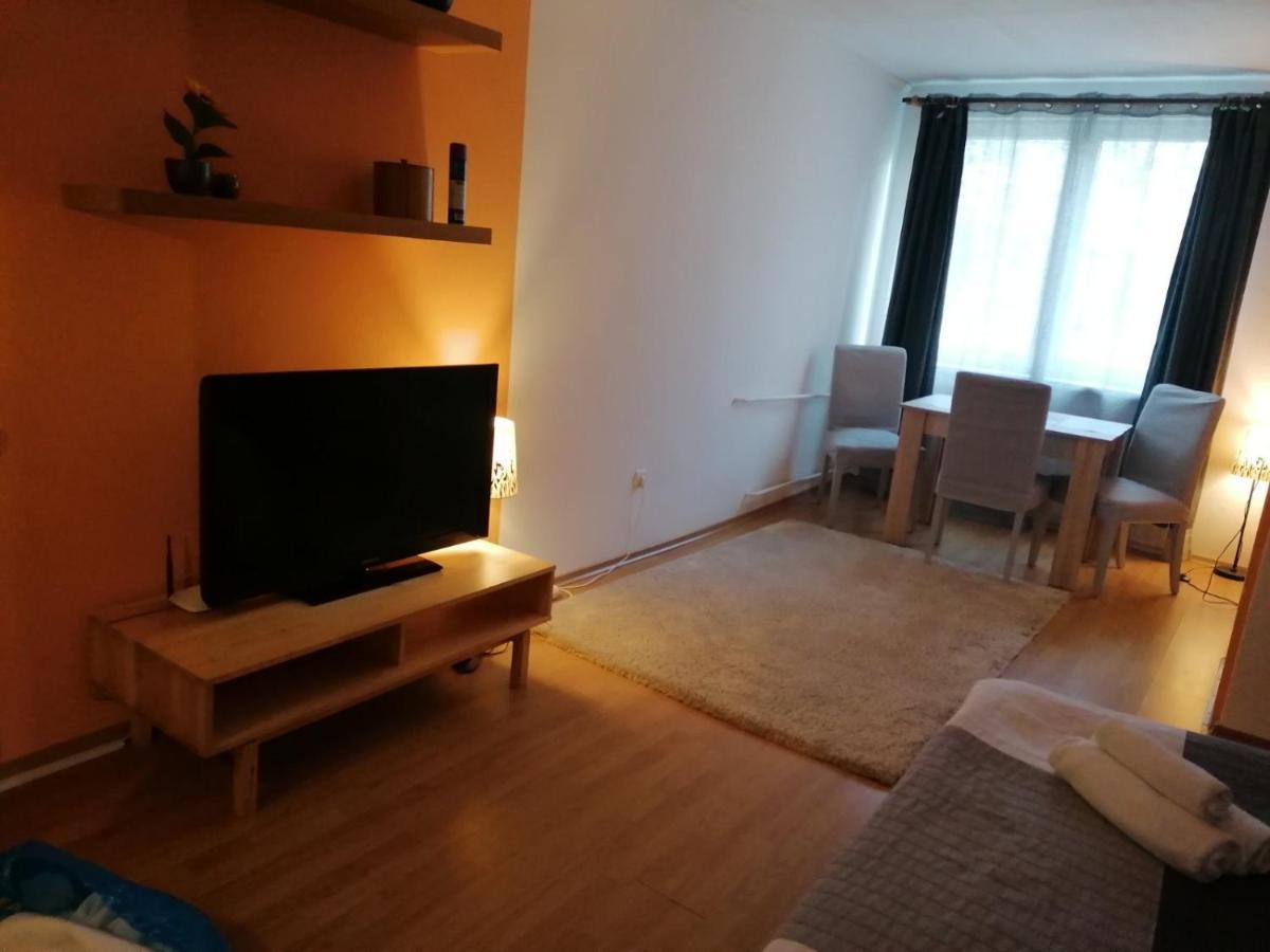 Nexus Apartamento Miercurea Ciuc Exterior foto
